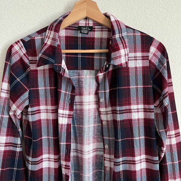 Button Up Shirts Bundle - Picture 5 of 12